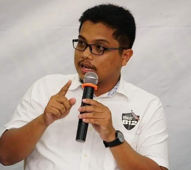 DI BAHAGIAN MANA KETUA PEMUDA UMNO MENGHINA PAS?