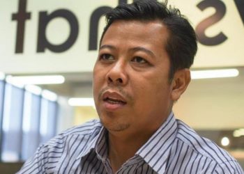 BERDOLAK DALIK ISU SIDANG PARLIMEN, RAZLAN SINDIR TAKIYUDDIN