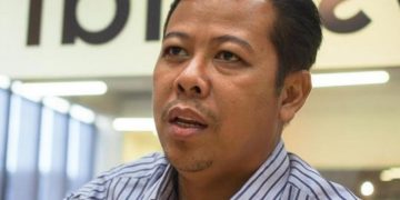 BERDOLAK DALIK ISU SIDANG PARLIMEN, RAZLAN SINDIR TAKIYUDDIN