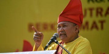 KEMELUT POLITIK, COVID-19, EKONOMI, PARLIMEN DAN DEMOKRASI