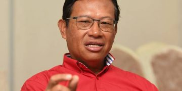 KERAH SEMUA MENTERI UNTUK BANTU MEMPERCEPATKAN PEMBERIAN VAKSIN