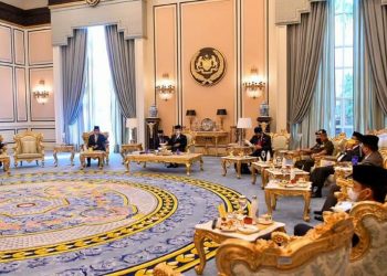 KEWAJIPAN MENTAATI AMIR DI SEBALIK TITAH BUKA PARLIMEN SECEPAT MUNGKIN