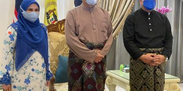 SULAIMAN MD. ALI ANGKAT SUMPAH SEBAGAI KETUA MENTERI MELAKA KE-13