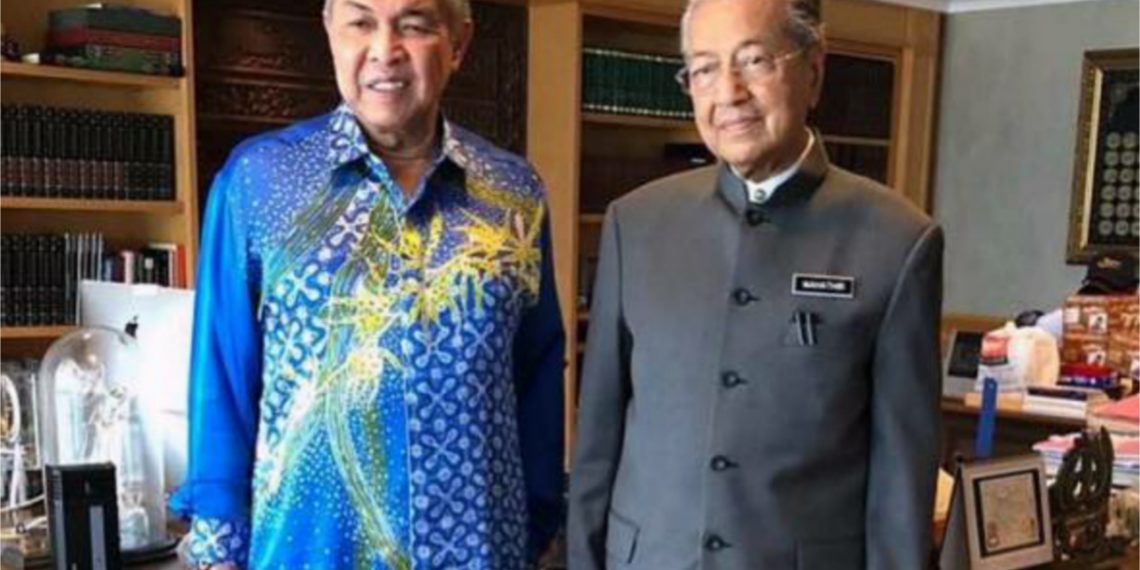 TUN MAHATHIR BERBOHONG KATA ZAHID JUMPA UNTUK GUGUR KES MAHKAMAH