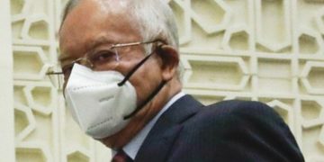 REAKSI, PERSEPSI DAN PRASANGKA RAKYAT DALAM KES NAJIB RAZAK