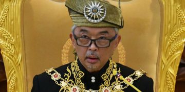 AGONG KECEWA DENGAN KERAJAAN YANG TIDAK STABIL?