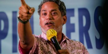 KHAIRY MAKIN ‘KEMARUK’ MAHU JADI PERDANA MENTERI