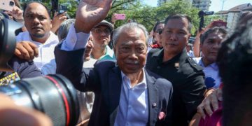 SPRM SAHKAN MAHIADDIN DIDAKWA ESOK