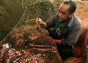 RANGKA NEOLITIK RIBUAN TAHUN KHAZANAH MALAYSIA DITEMUI DI BELANDA 