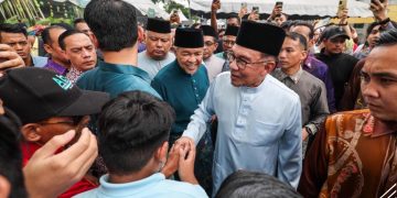 KALAU BETUL MAHU TOLONG MELAYU, KEMBALIKAN APA YANG ‘DISAKAU’ – ANWAR