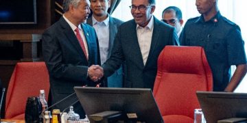 HANYA SOKONG, BUKAN AMPU ATAU ‘JILAT’ KERAJAAN PERPADUAN