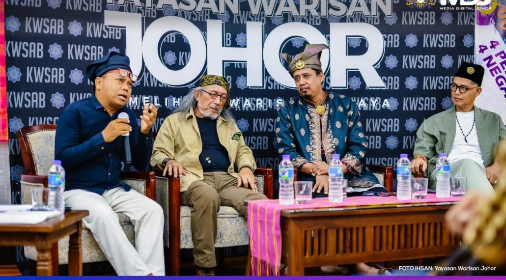 4 NEGARA CARI TITIK PERSAMAAN DALAM BERKARYA