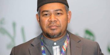 PENYELEWENGAN DAN PENYEMPITAN ISTILAH ISLAM OLEH PAS