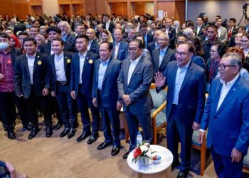 YAB PERDANA MENTERI LANCAR investED, INISIATIF RAPATKAN JURANG, SALURAN BAKAT