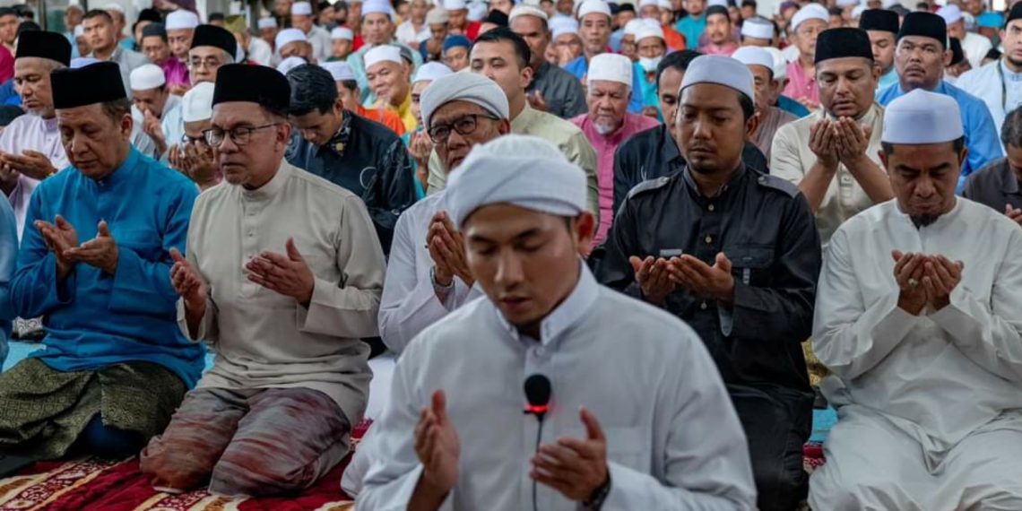 BERSAMA YAB PERDANA MENTERI DI PROGRAM QURBAN PERDANA MADANI 1444H DI PULAU PINANG