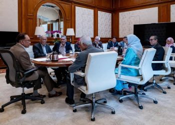 YAB PERDANA MENTERI LANCAR BUKU ADAB PERBEZAAN PENDAPAT DALAM ISLAM