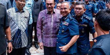 KERAJAAN TAMBAHBAIK, BERI PERUNTUKAN RM100 JUTA KEPADA AGENSI PENGUATKUASAAN