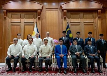 ANWAR SAMBUT KETIBAAN MARCOS JR, TINGKATKAN PERDAGANGAN, PELABURAN