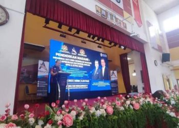 PROGRAM KEPIMPINAN MADANI DI SEKOLAH MENENGAH SAINS FARIS PETRA