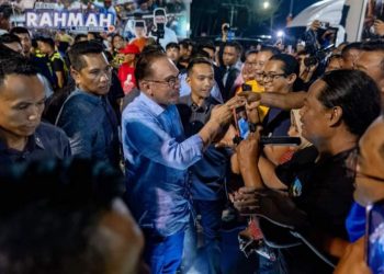 PERDANA MENTERI YAKIN KERJASAMA ERAT ANTARA PARTI, NASIHAT PERTAHAN KUBU KUAT