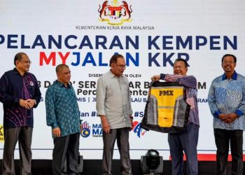 YAB PERDANA MENTERI LANCAR MYJalan, TAMBAH PERUNTUKAN RM30 JUTA