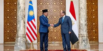 ANWAR BERTEMU EL-SISI, PERKUKUH HUBUNGAN MALAYSIA-MESIR