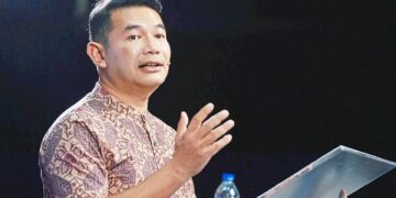 RAFIZI ‘KOYAK’, TERUS LETAK JAWATAN?