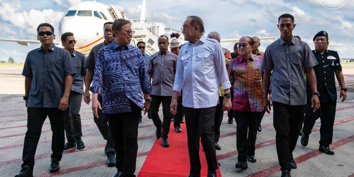 ANWAR BERTEMU PREMIER, PIMPINAN SARAWAK