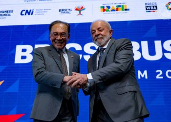 ANWAR SERU BRICS, ASEAN TERUS MEMPERERAT KERJASAMA STRATEGIK