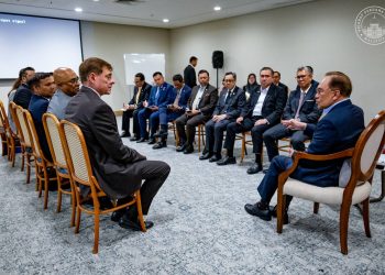 ANWAR, EMBRAER BINCANG PELUANG PELABURAN STRATEGIK DI MALAYSIA