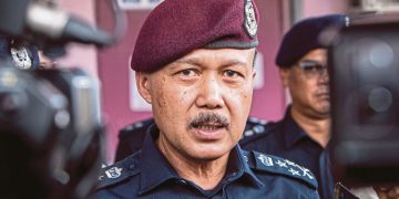 JSPT CADANG ‘DASHCAM’, ALAT PERANTI PEMANTAU KELAJUAN DIPASANG PADA KENDERAAN PERDAGANGAN, BERAT