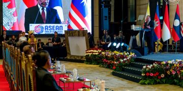 ASEAN SEBAGAI SEBUAH KOMUNITI – AMAN, MAKMUR DAN BERTERASKAN RAKYAT