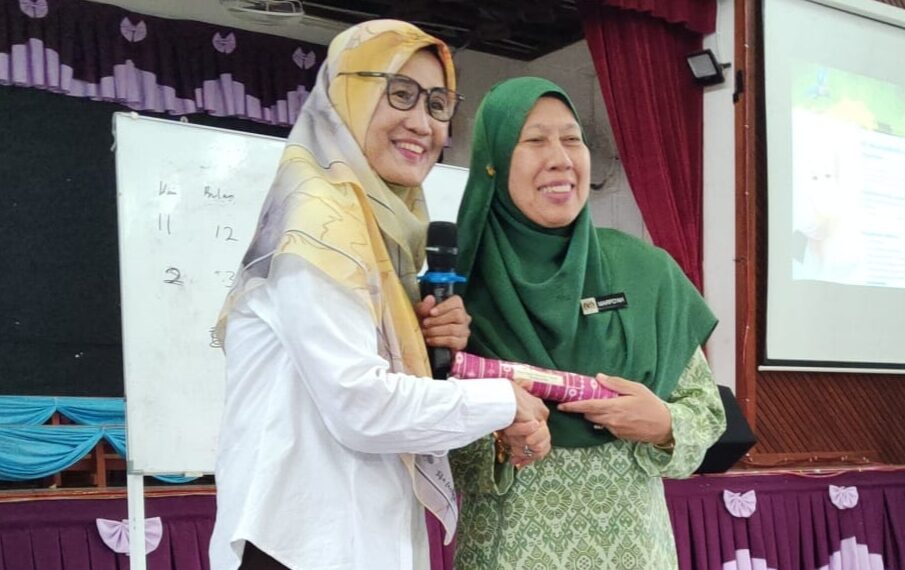 KEPENTINGAN KEMAHIRAN PROTOKOL DALAM KALANGAN PEGAWAI PENDIDIKAN