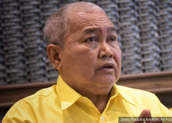 PUTRA CABAR ANWAR TUBUH SEGERA RCI SIASAT LCS, MD530G